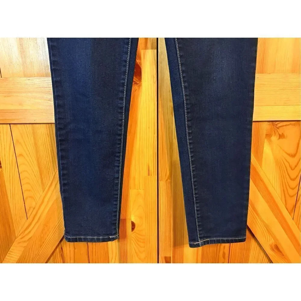Simply Vera Vera Wang Women's Size 6 Blue Skinny Dark Wash Stretch Jeans (4589)